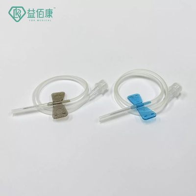 버터플라이 두피정맥은 20g-25g 짙은 남색이 녹색 날개 있는 채혈 세트에서 설정했습니다